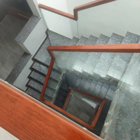  Lan Can Kính Cường Lực